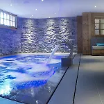 Hotel Champs Fleuris 4*