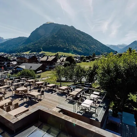 Champs Fleuris Hotel Morzine